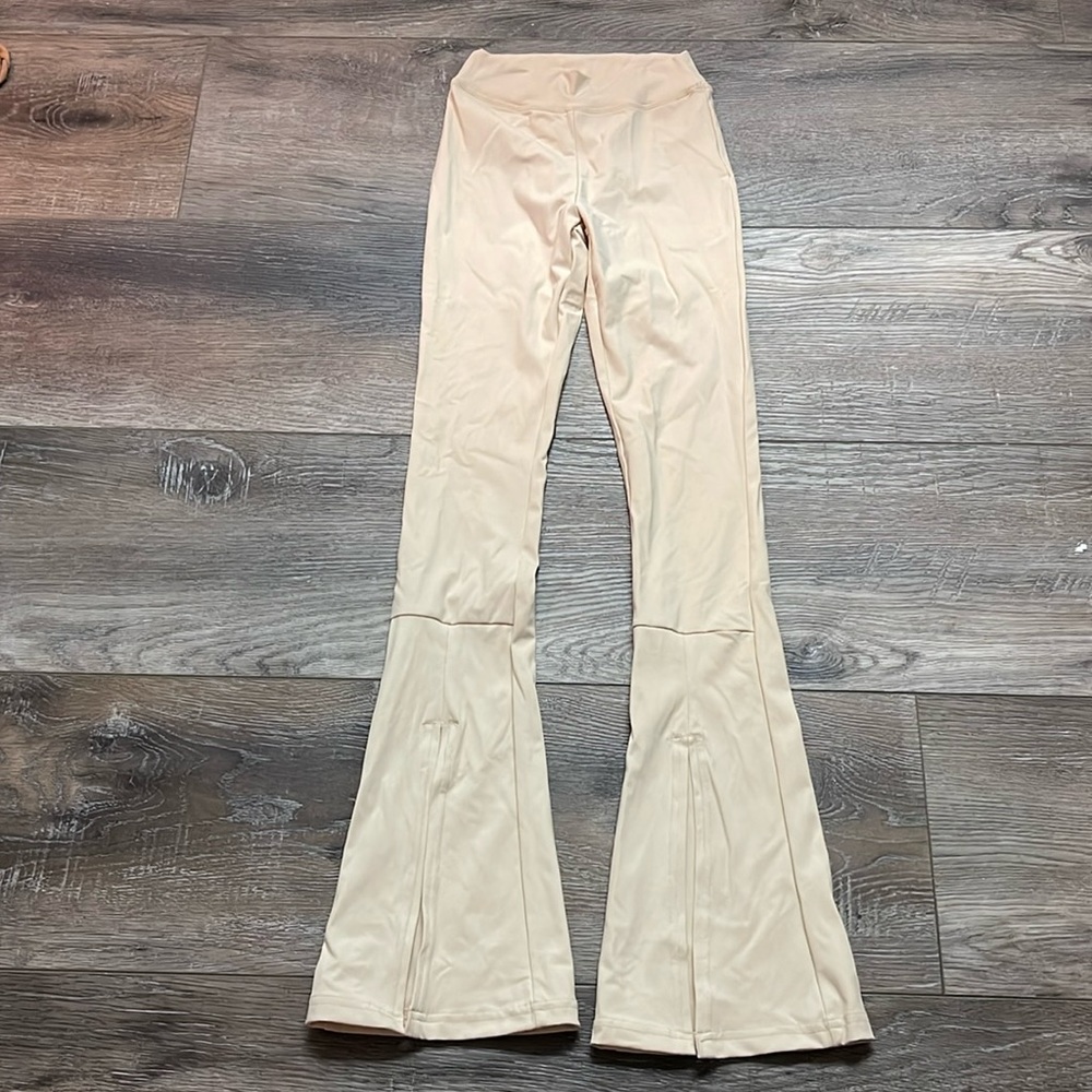 Werk girls boot cut leggings NWOT size L